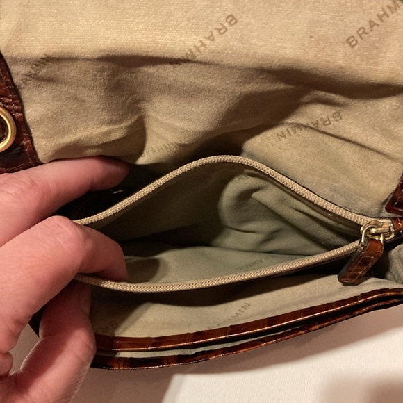 Brahmin minuette bag in pecan. Missing strap - Picture 7 of 11